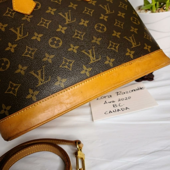 LV Alma PM - Picture 2 of 7